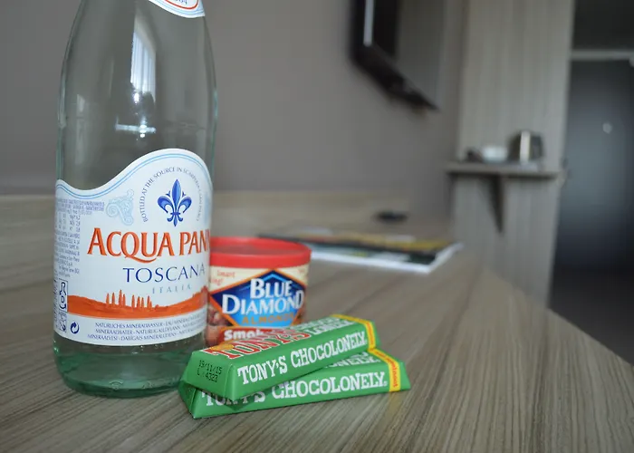 Fletcher Hotel-restaurant Wings-rotterdam فندق